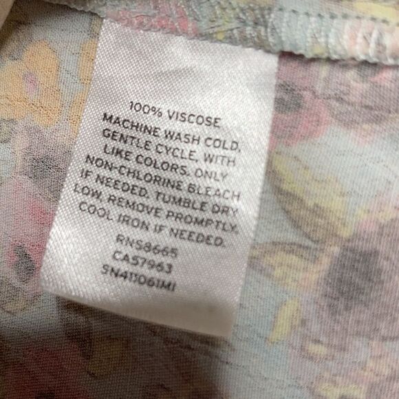 Something navy floral button down top XXS - Picture 7 of 8